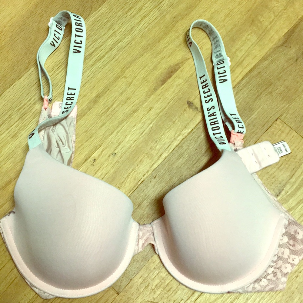 Victoria’s Secret size 34B Bra